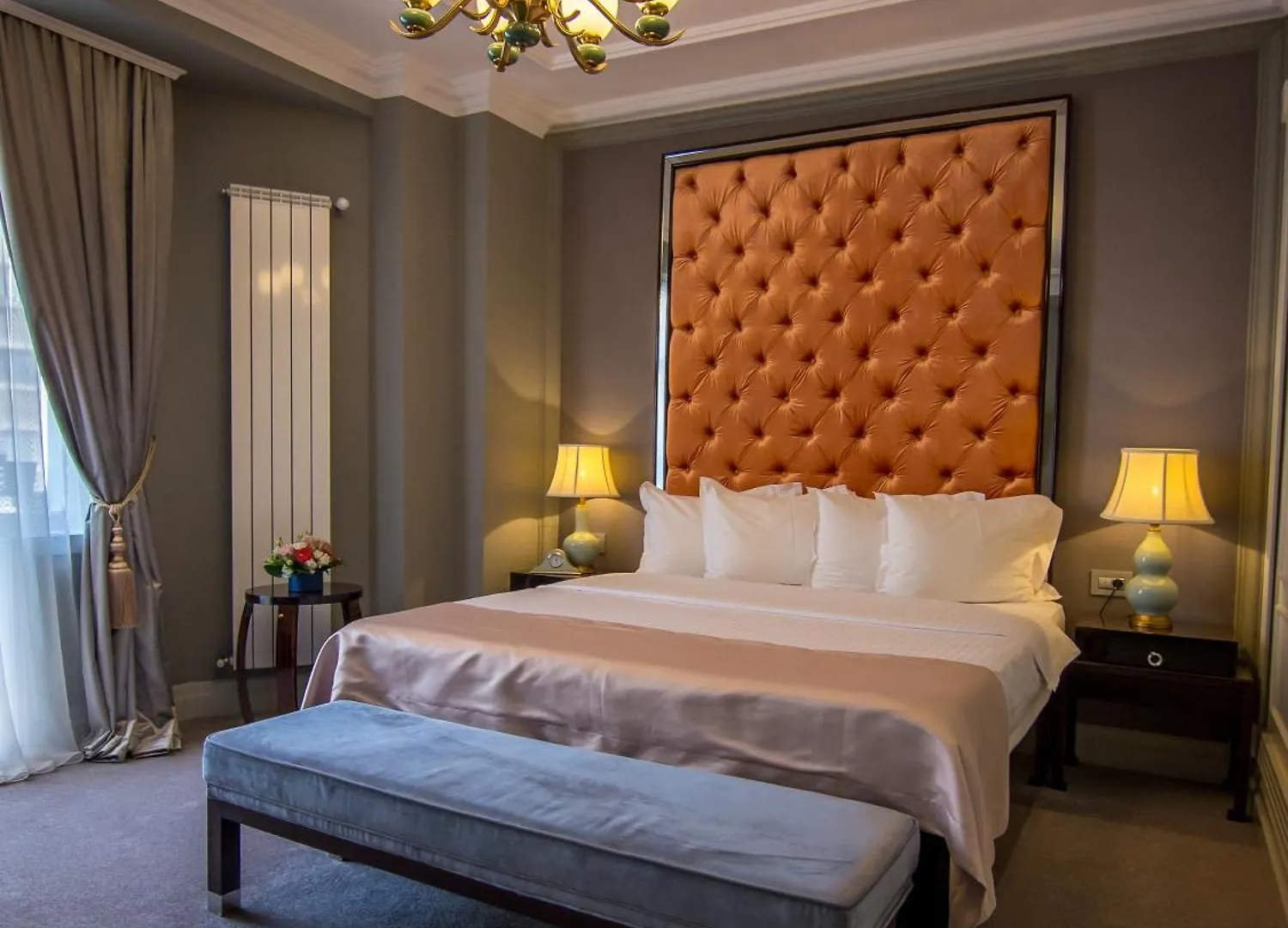 Hotel Lido By Phoenicia Bukarest 4*,